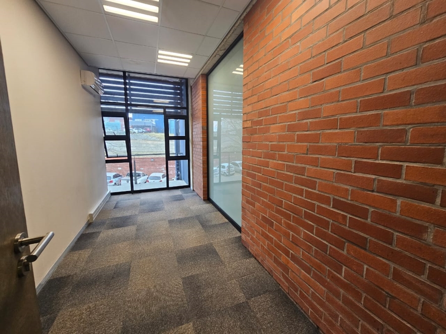 To Let commercial Property for Rent in Beacon Bay North Eastern Cape